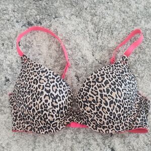 Pink Victoria's Secret Leopard Print Wear Everywhere Push Up Bra, Size 34 C